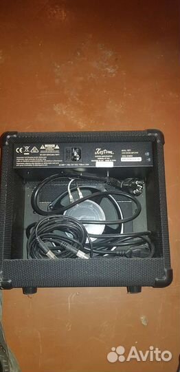 Гитарный комбоусилитель