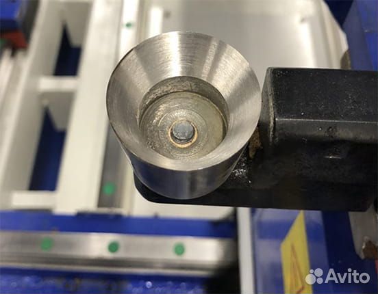 Токарный центр с чпу с автозагрузкой заготовок