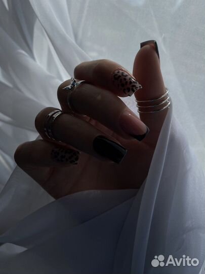 Маникюр и педикюр