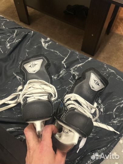 Коньки хоккейные детские 27 размер