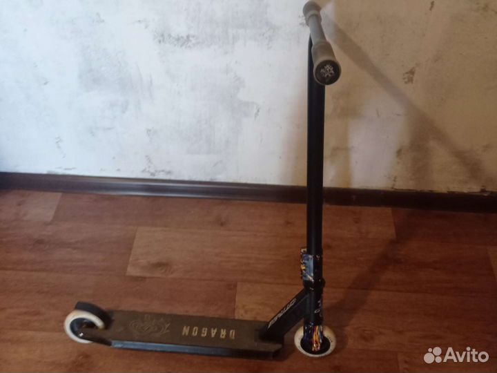 Трюковой самокат