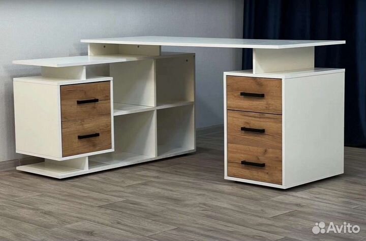 Стол компьютерный угловой