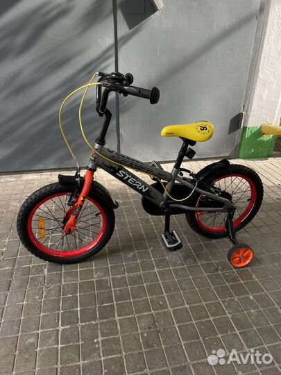 Велосипед бу для мальчика Stern Robot 16
