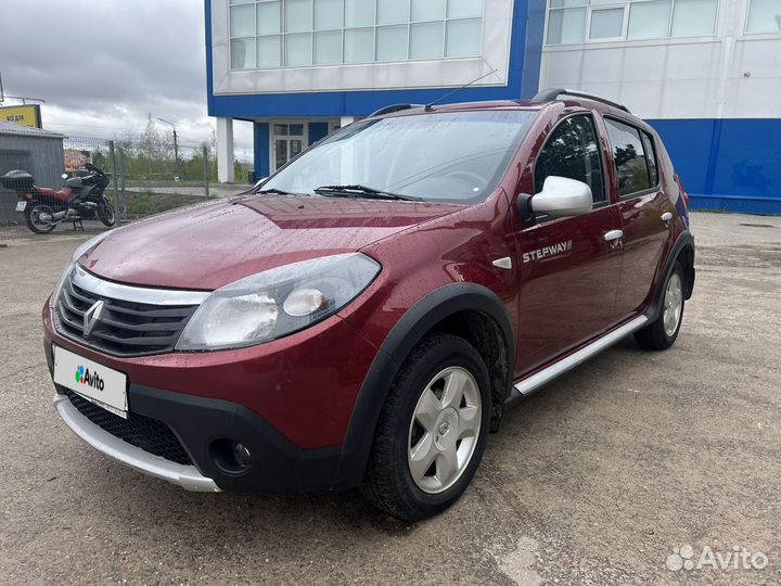 Renault Sandero Stepway 1.6 МТ, 2013, 136 000 км