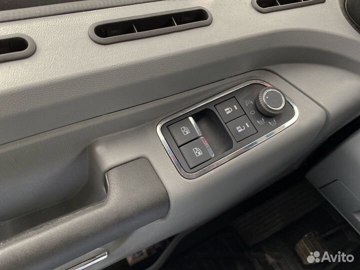 Бортовой грузовик Shacman X3000 с КМУ Kanglim, 2024