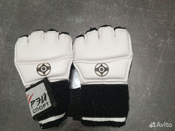 Перчатки для каратэ киокушинкай детские