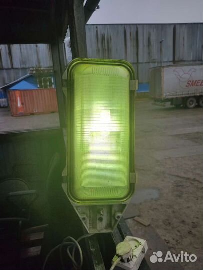 Фонарь уличный на столб+5 метров кабеля с вилкой