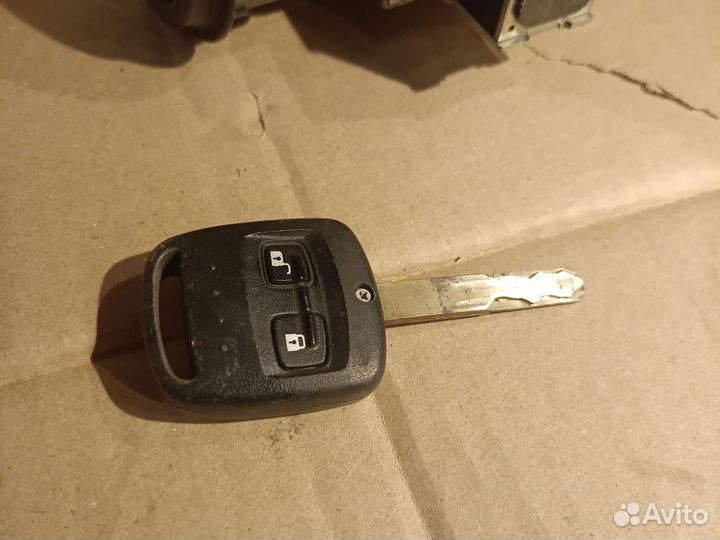 Замок зажигания Subaru Impreza gh