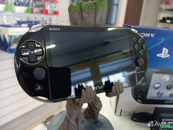 Прошитая PS Vita Slim 32Gb (Тёмнозелёная) +игры