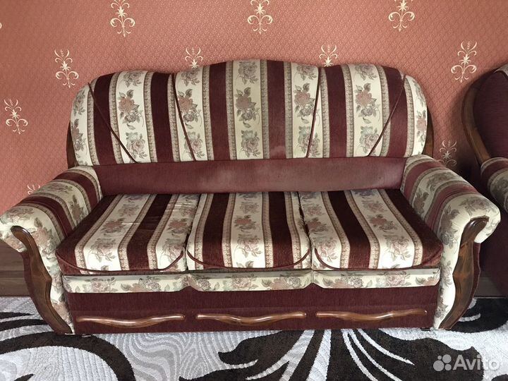Диван и кресло-кровать б/у