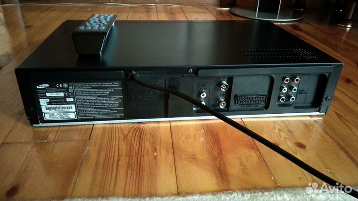 DVD + VHS проигрыватель 