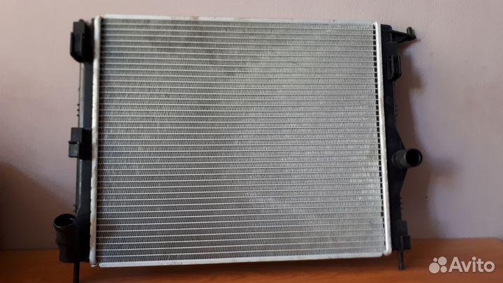 Радиатор охлаждения Рено Логан/Renault Logan