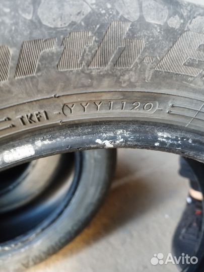 Yokohama Bluearth ES32 215/60 R16