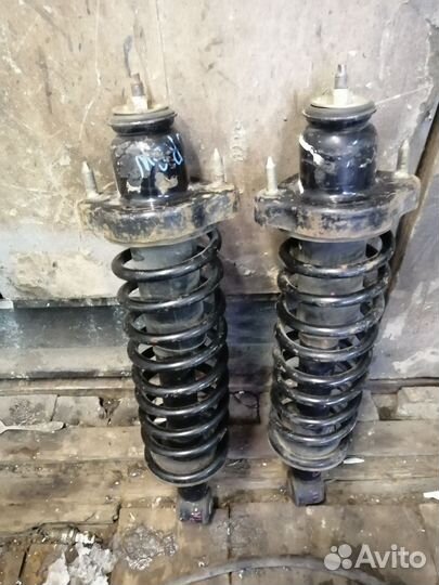 Задние стойки на mitsubishi