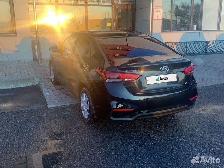 Hyundai Solaris 1.6 AT, 2018, 220 000 км