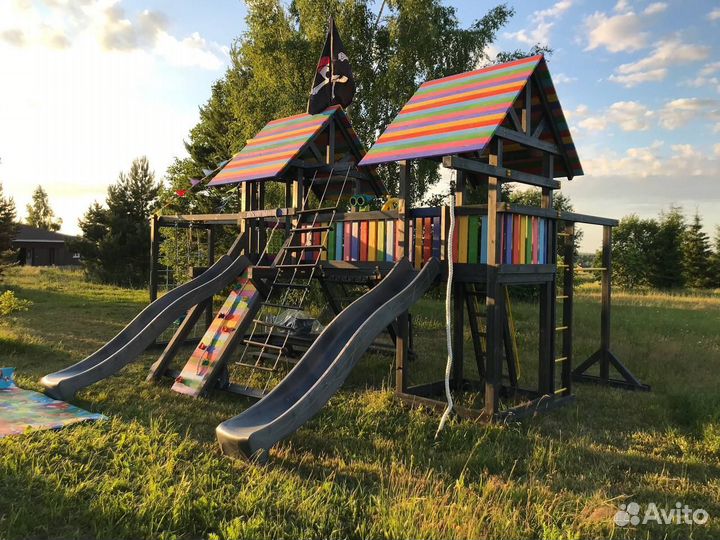 Детский уличный спортивный комплекс