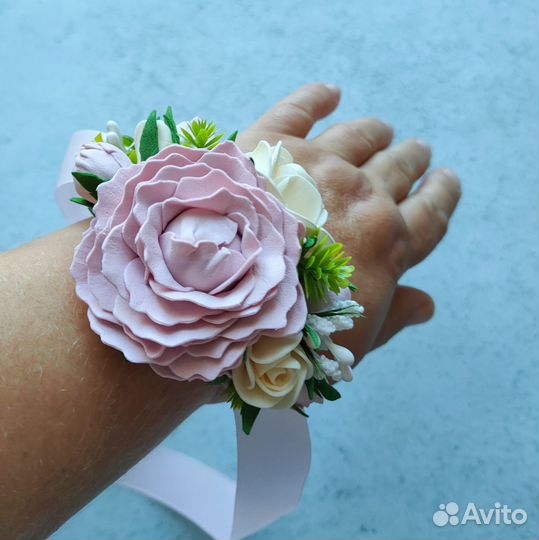 Браслет и бутоньерка для свидетелей на свадьбу