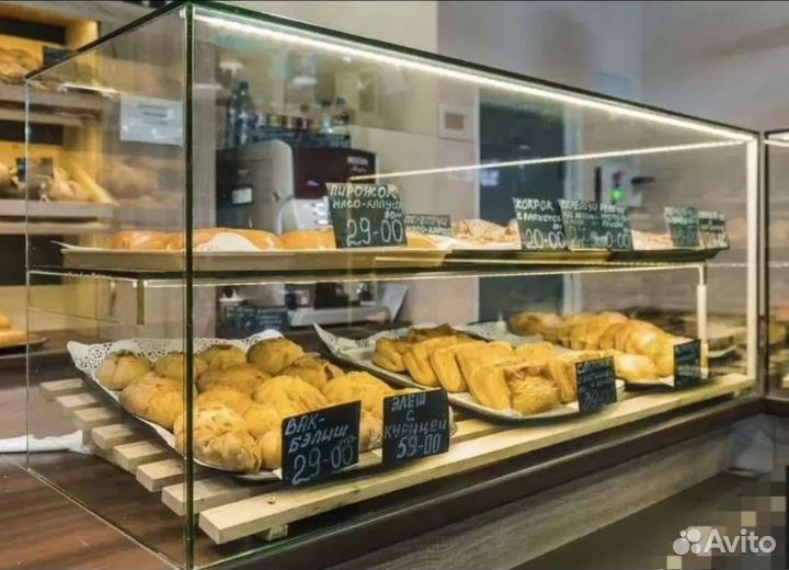 Витрина для продажи выпечки, пекарни