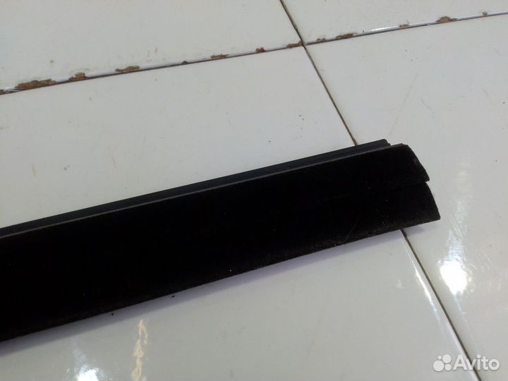 Накладка двери задняя левая (Geely Emgrand EC7)