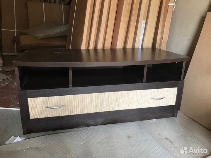 Тумба под телевизор