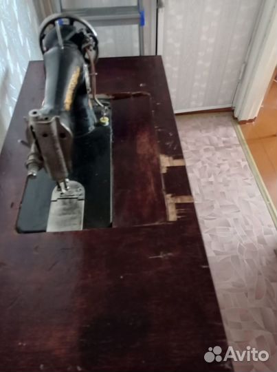 Швейная машинка бу