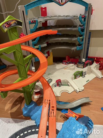 Hot wheels гараж