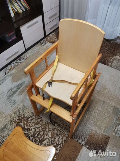 Столик для кормления ребенка