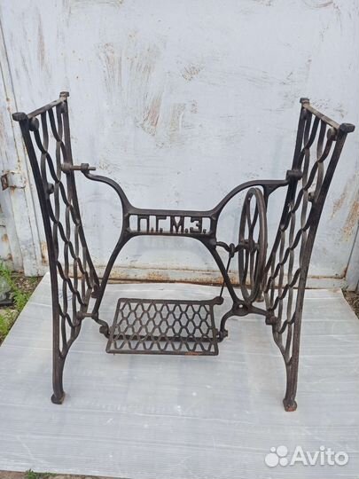 Станина от швейной машинки