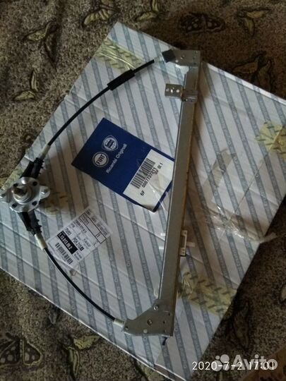 Стеклопод'емник правый на Фиат Пунто 1999 года