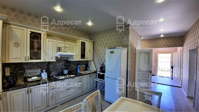 Дом 260,4 м² на участке 7,5 сот.