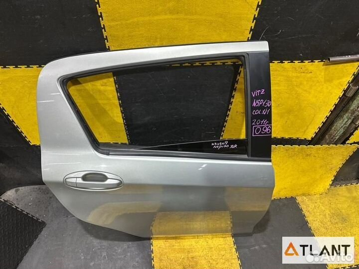 Дверь задний правый toyota vitz