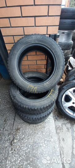 Dunlop SP Winter Ice 07 185/65 R15 92