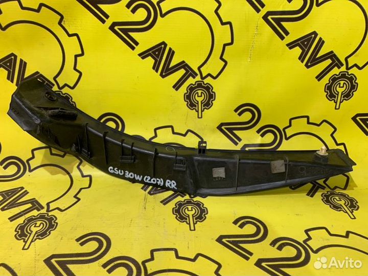 Накладка двери багажника задняя правая Toyota