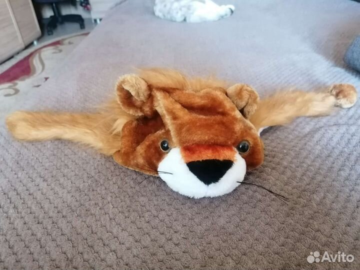 Шапка Львенок