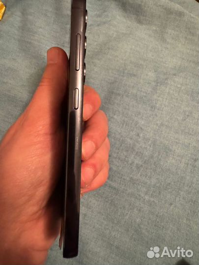 Samsung Galaxy S23, 8/256 ГБ