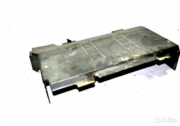 Крышка аккумуляторного ящика volvo FH16 (01.93)