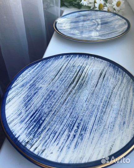 Тарелки из фарфора