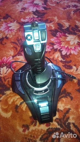 Джойстик Genius MetalStrike Pro USB