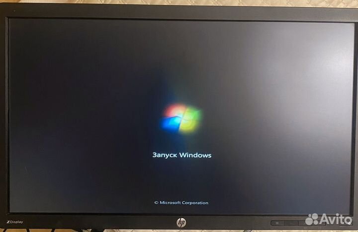 Монитор HP Z22i