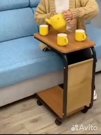 Этажерка на колесиках