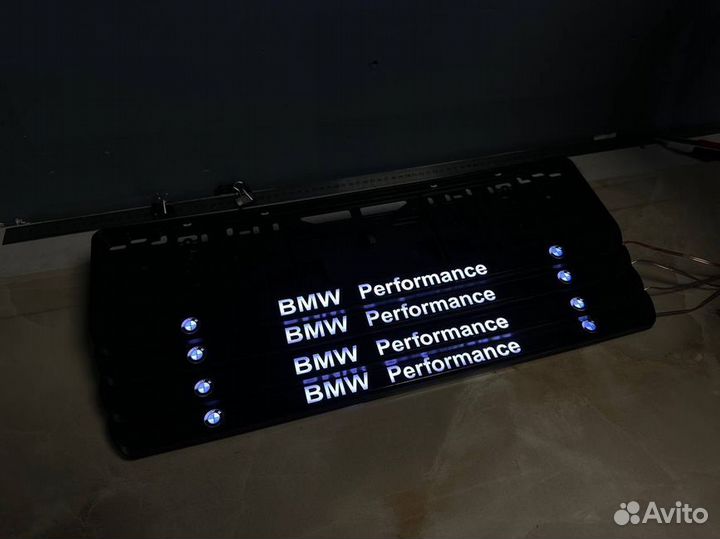 Номерная рамка c вашим логотипом и дизайном