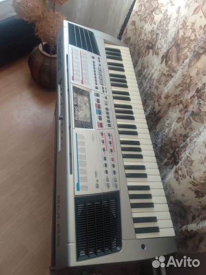 Синтезатор Roland EM-25