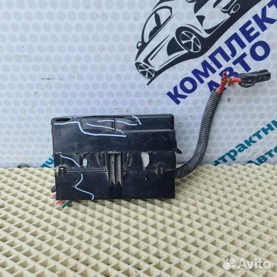 Блок реле Nissan Almera Classic