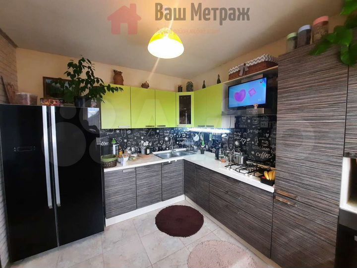 Дом 159,9 м² на участке 9,9 сот.