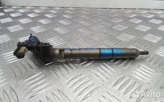 Форсунка дизельная audi A6 C6 (5ST10AL02)