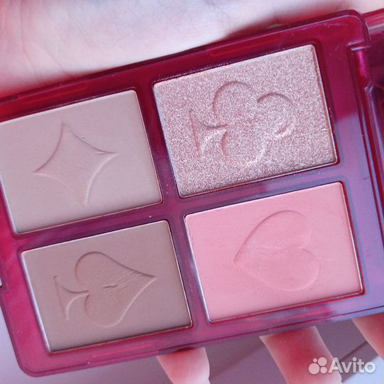 Vivienne sabo палетка