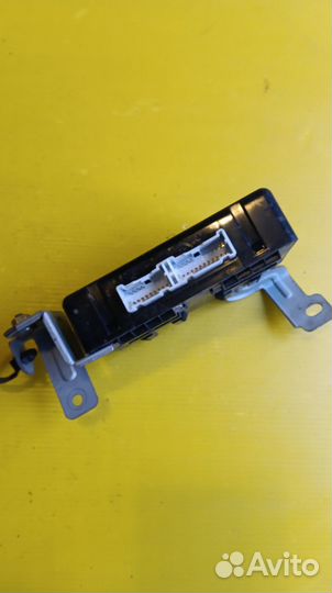 Kia Picanto блок управления центральным замком