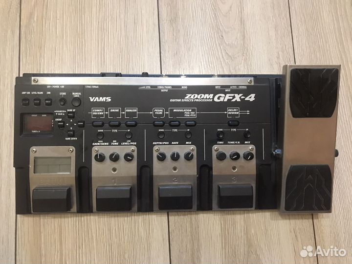 Гитарный процессор эффектов Zoom GFX-4