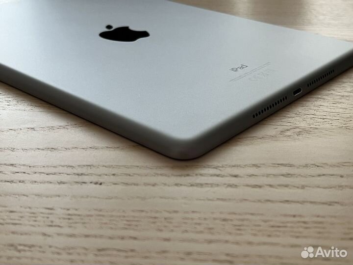 iPad 6 2018 32Gb WiFi Оригинальный