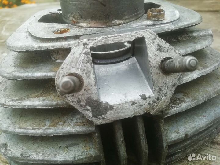 Поршневая мопед v-50